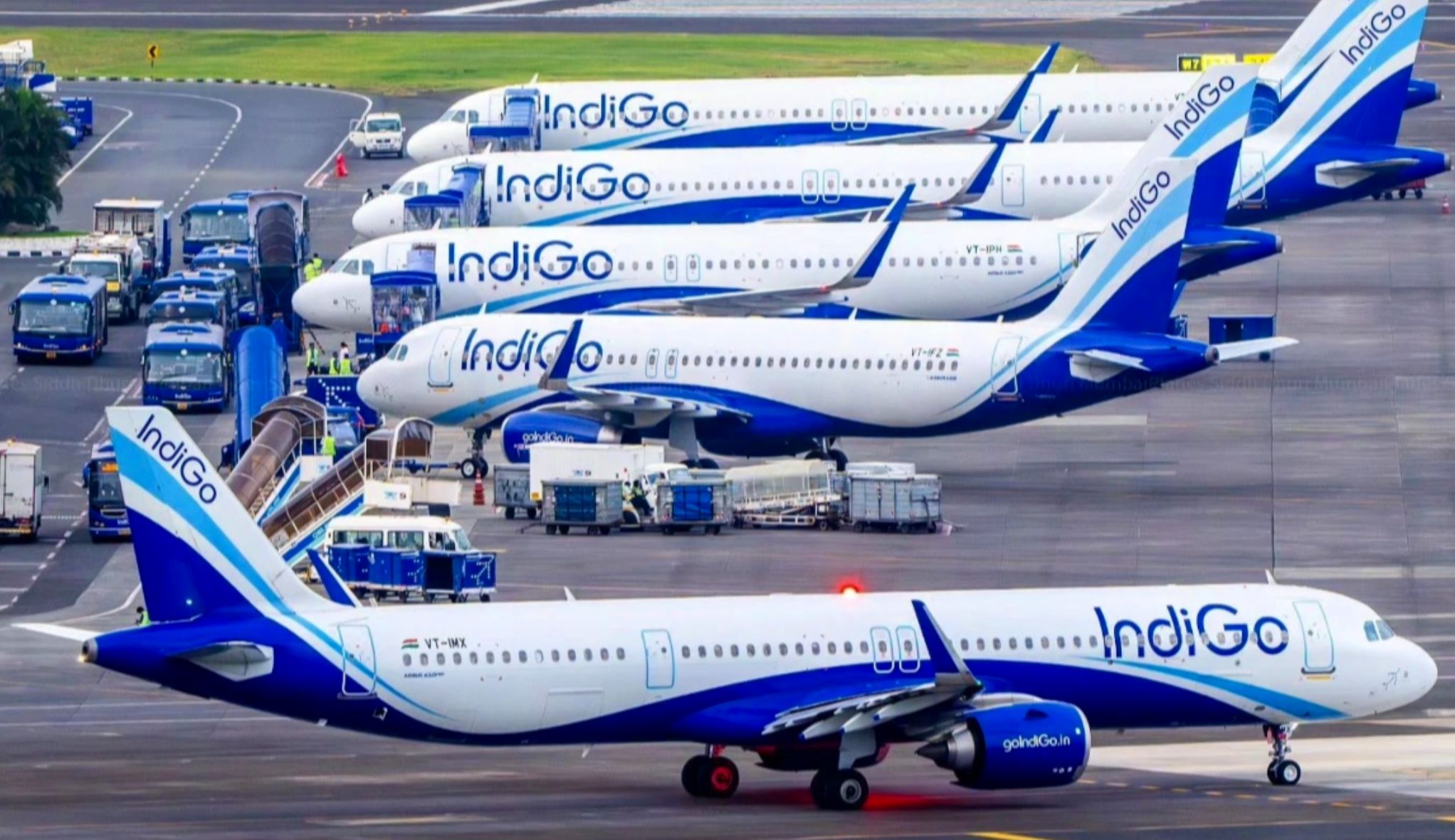 IndiGo-r4p7l.jpg