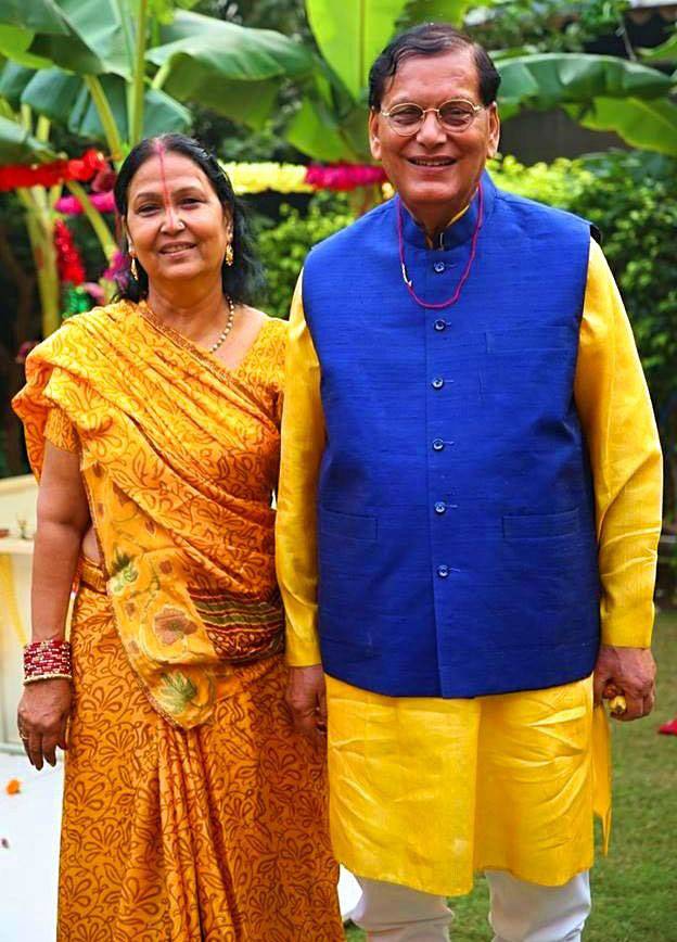 dr-bindeshwar-pathak-and-his-wife-shrimati-amola-pathak-1-zr23fg.jpg